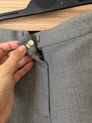 Pantalones de pinzas grises