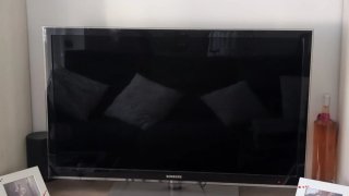 Televisor Samsung Negro y Plata
