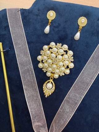 Aderezo fallera niña dorado con perlitas