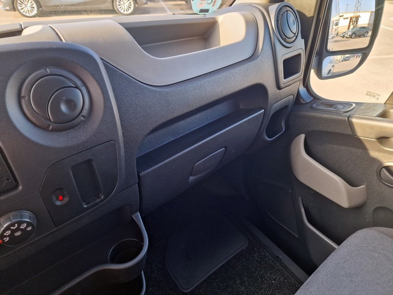 Renault Master 2018, foto 25