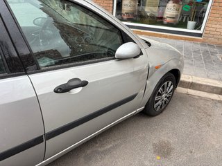 Ford Focus 2000