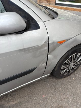 Ford Focus 2000
