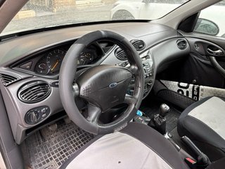 Ford Focus 2000