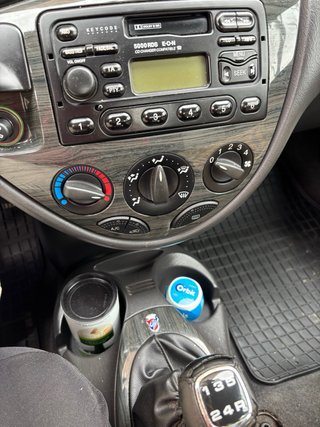 Ford Focus 2000