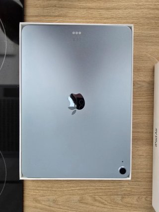 iPad Air 11 2025 128GB Nuevo + Funda + Ticket