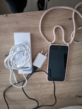 iPhone SE 2020