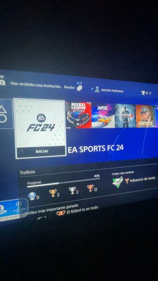 PS4 Slim + 4 giochi + Controller originale