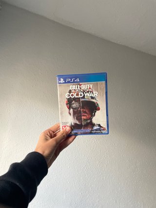 PS4 Slim + 4 giochi + Controller originale