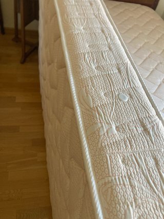 Colchón individual (2 unidades a disposición)105cm