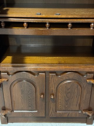 Mueble auxiliar rústico de madera