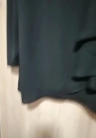 Blusa negra vintage con lazo