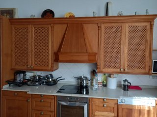 Muebles de cocina,encimera,campana,horno y vitroc