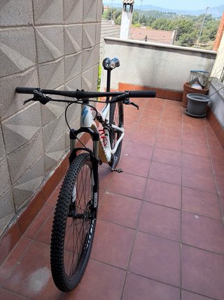 Specialized Epic Comp Carbón 4