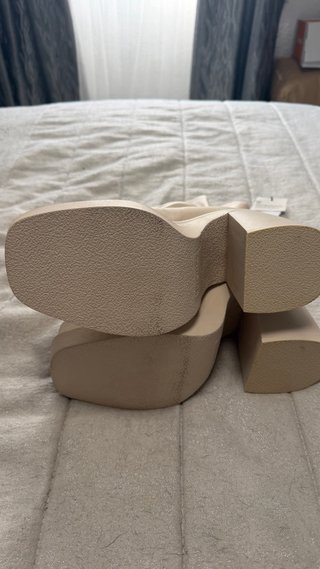 Botines Bershka Beige