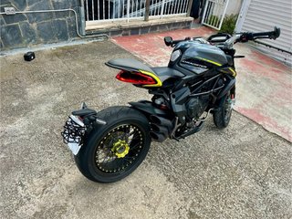 MV Agusta Dragster 800RR 2021 140cv