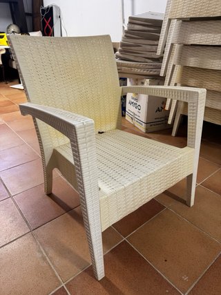 Conjunto Sillas y Mesa Jardín Beige