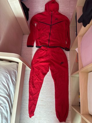 Abito sportivo Nike Tech per bambini rosso