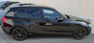 BMW 116i ETIQUETA C LLANTAS EN NEGRO LIBRO GARANTI