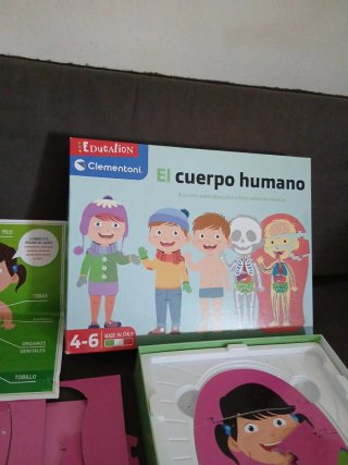 Caja 8 Puzzles Clementoni El Cuerpo Humano