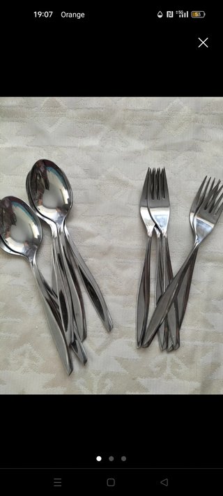 Cubertería acero inoxidable, 6 cucharas y 5 tened