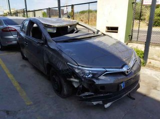Tapa motor 126010y010 toyota auris 1.4 d-4d 223923