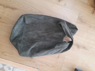 Bolso verde ante