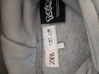 6-7 años. Sudadera PIKACHU