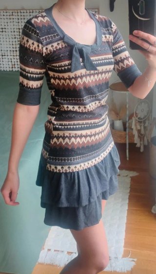 Vestido estampado con lazo