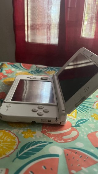 Nintendo 3DS XL