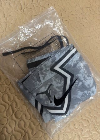 Pantaloncini Jordan Grigio Bianchi Nuovi