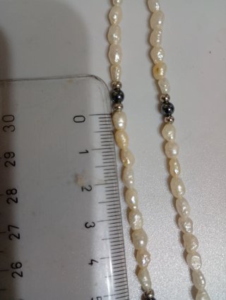 Collana perle fiume naturali grigio bianco