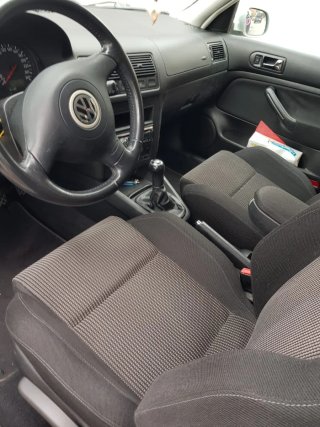 Volkswagen Golf 2002