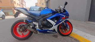 Suzuki GSX-R600 K8 Azul