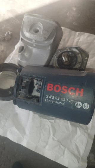 Radial Bosch GWS 22-230 JH Professional