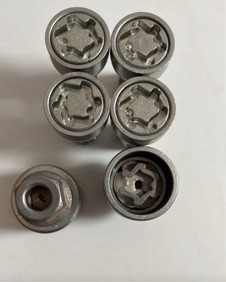 TORNILLOS ANTIRROBO VW T4 T5 T6.1 SEAT AUDI PASSAT