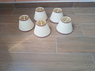 Lámpara de techo blanco sucio