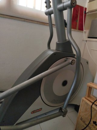 Bicicleta Elíptica TUNTURI C35
