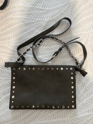 Bolso Misako negro con tachuelas