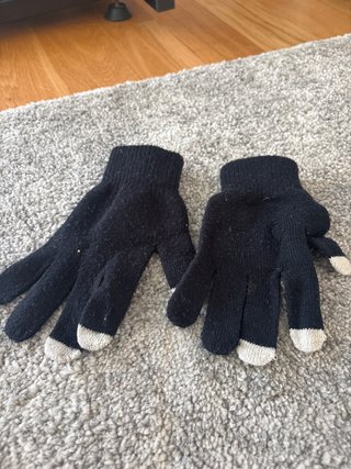 Guantes negros lana
