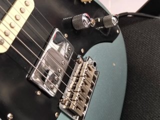Donner DST550 Heavy Relic Guitarra Eléctrica