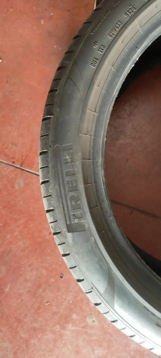 Neumático Pirelli 255/40/ZR 18 99Y