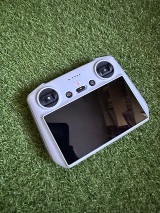 DJI Mini 3 Pro + Mando RC con pantalla