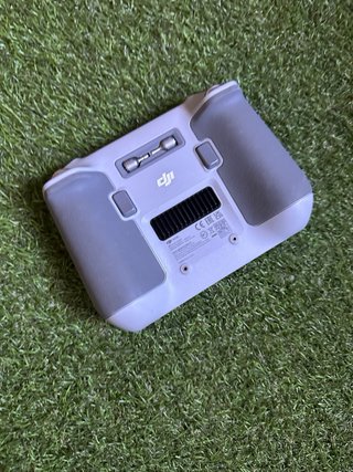 DJI Mini 3 Pro + Mando RC con pantalla