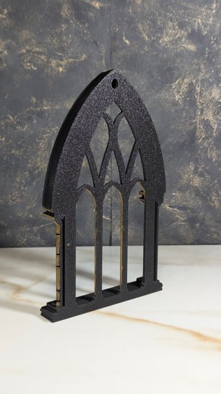 Janela Gótica Catedral Preto Dourado