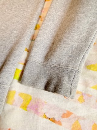 Sudadera Nike Gris