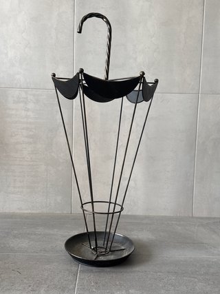 Paragüero de metal negro