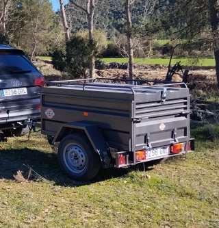 Remolque cerrado ATALA 602861223 WhatsApp  Móvil