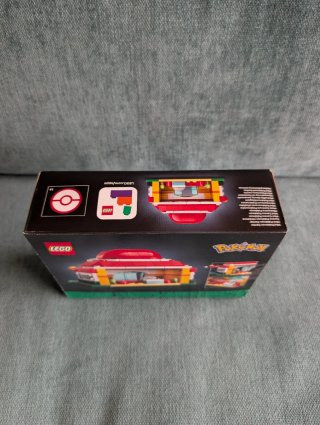 LEGO Mini Pokémon Center 40911