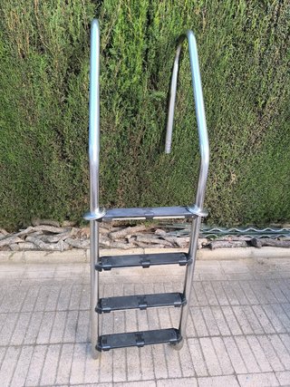 Escalera Astralpool Estándar Piscina