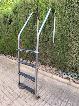 Escalera Astralpool Estándar Piscina